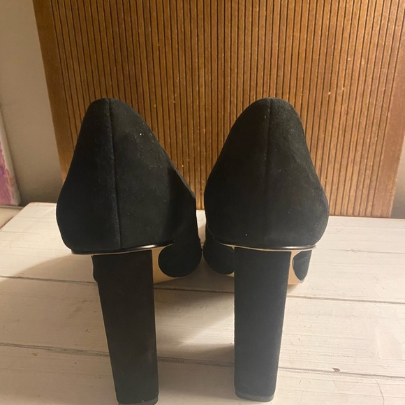 Halston Elegant Black Suede Studded Women's Heels - Picture 4 of 5